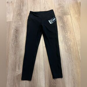 New black leggings